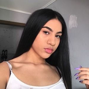 Meet your Posher, Belen